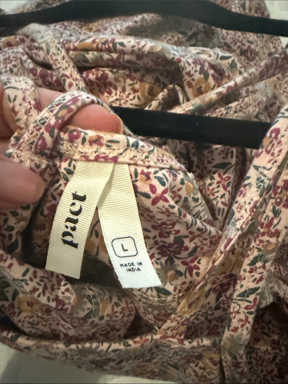 Crossback Floral Print Mini Dress with pockets- Sleeveless Summer Style - Picture 2 of 3